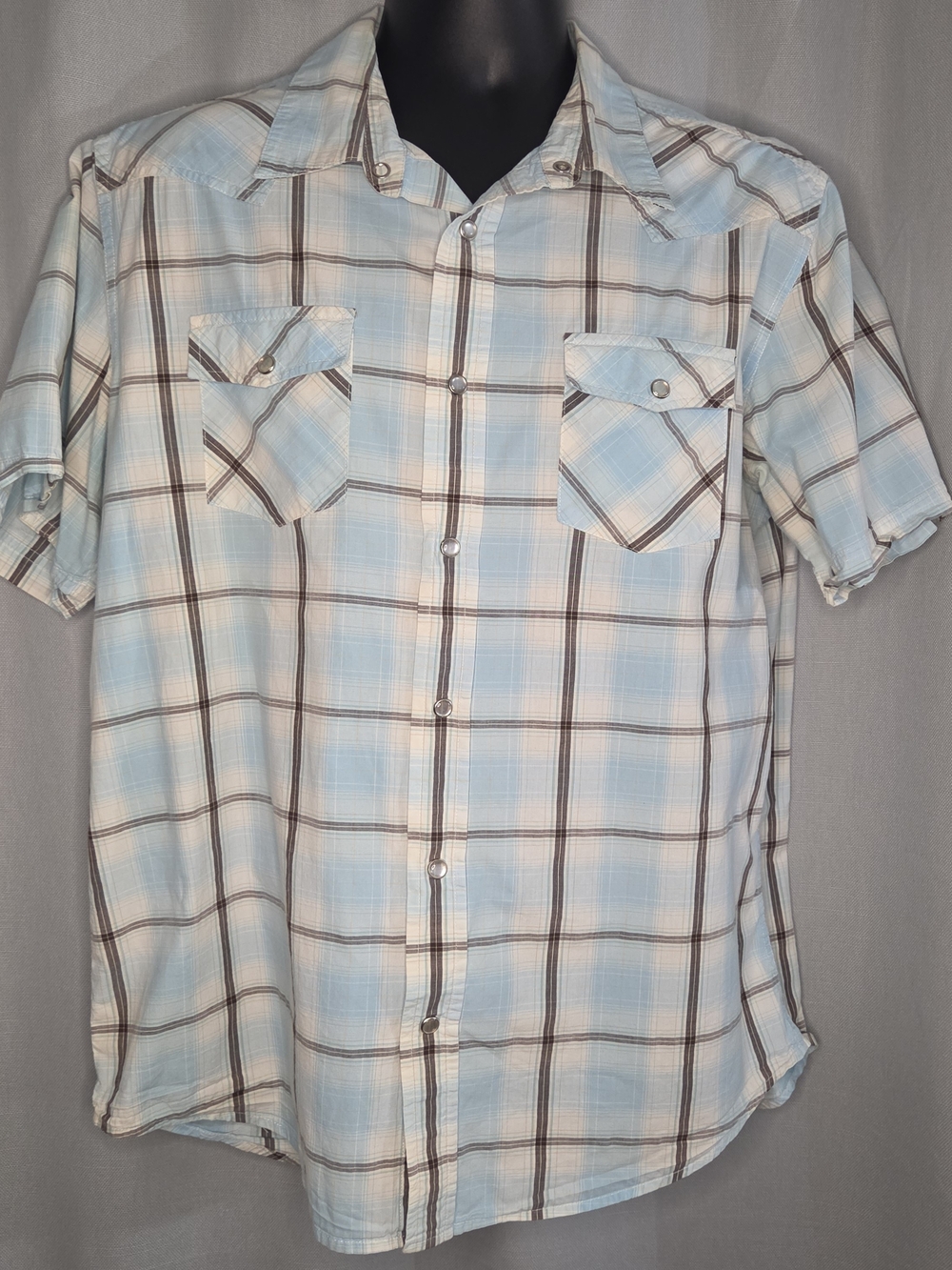 Aeropostale Men's Light Blue Plaid Short-Sleeve Button-Up Shirt With Pearl Snaps